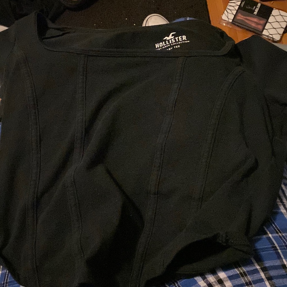Black crop top